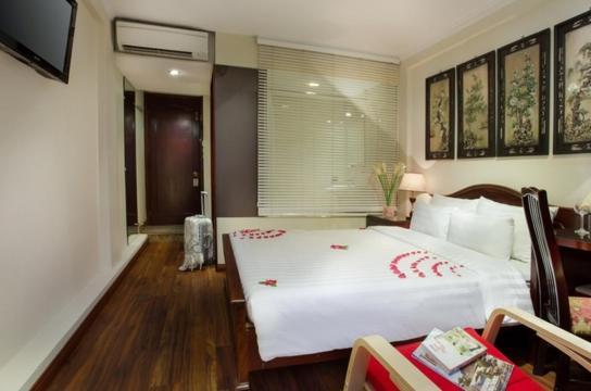 Viet Hotel & Travel Hanoi Bagian luar foto